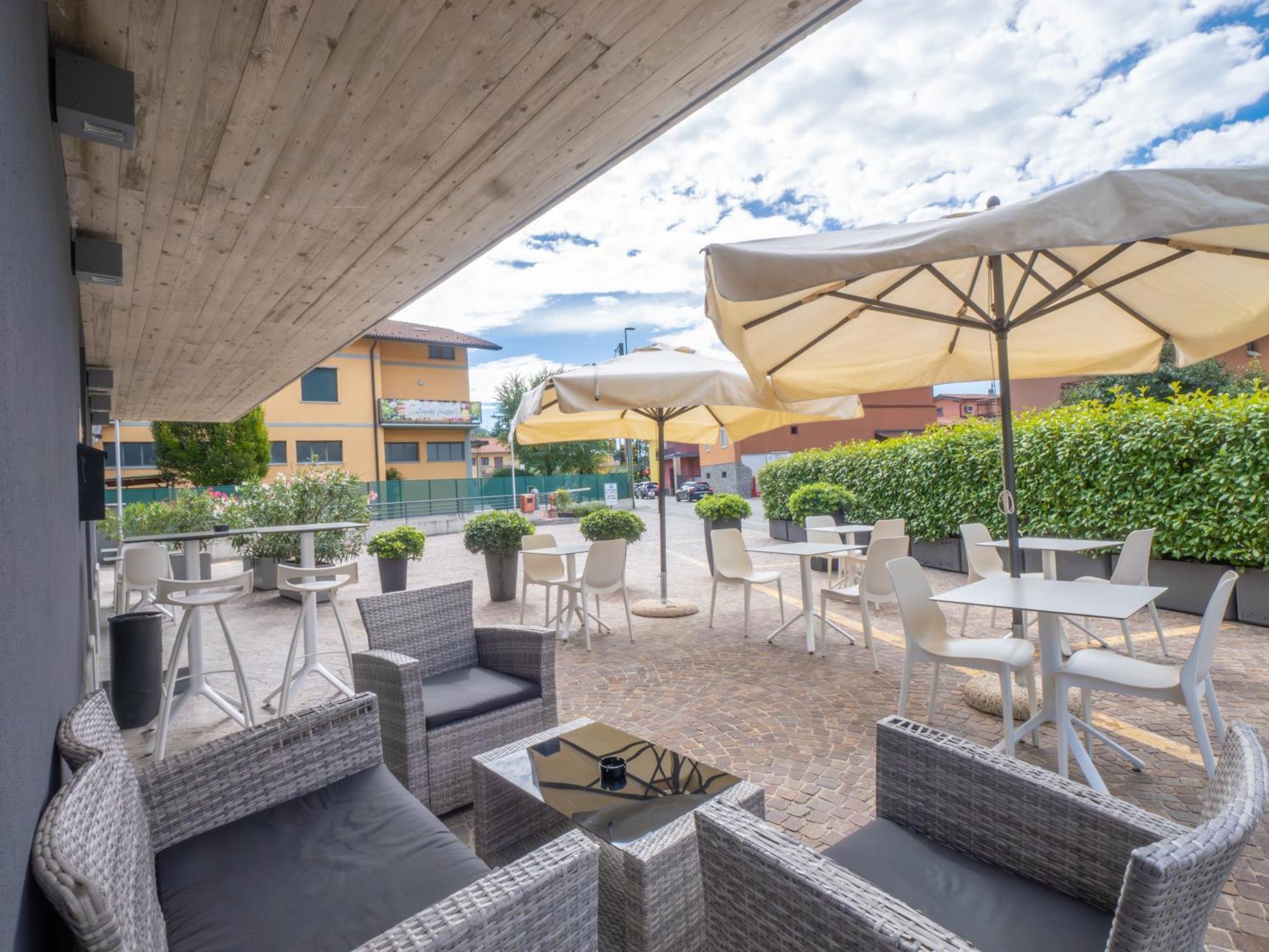 San Valentino Hotel Villa di Serio Extérieur photo